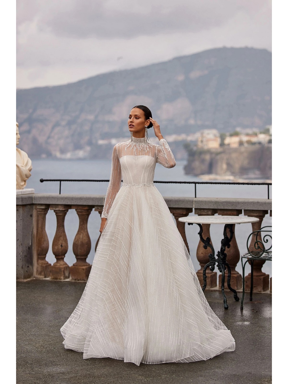 Luxury Wedding Dress - Eriossa - LPLD-3313.00.17